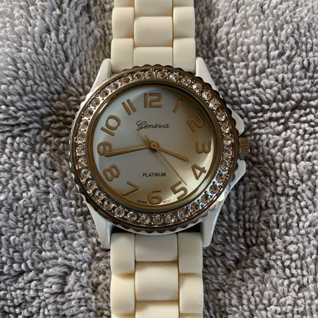 Working Geneva Platinum Watch With Silicone Band And Brand New Battery